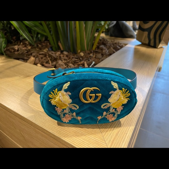 Gucci Marmont Flower Embroidered Belt Bag - Picture 3 of 7
